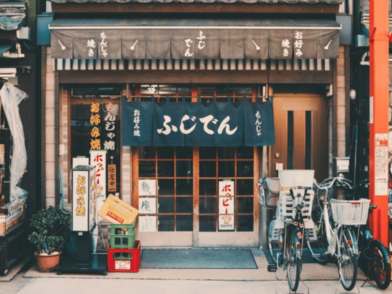 How to Set a Rustic and Antique Apartment in Tokyo's Urban Core