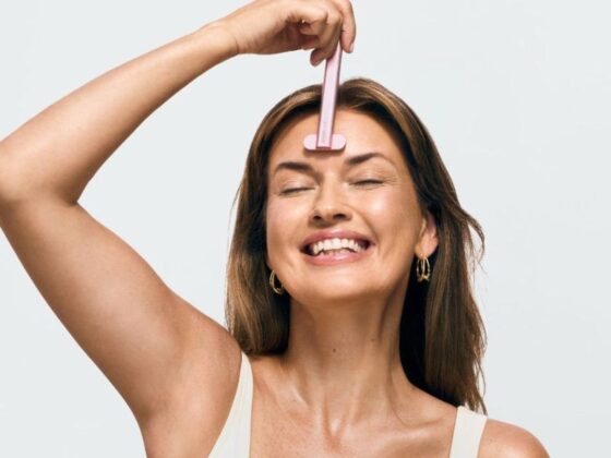 Solawave’s Gift Guide for Effortless Skincare Luxury