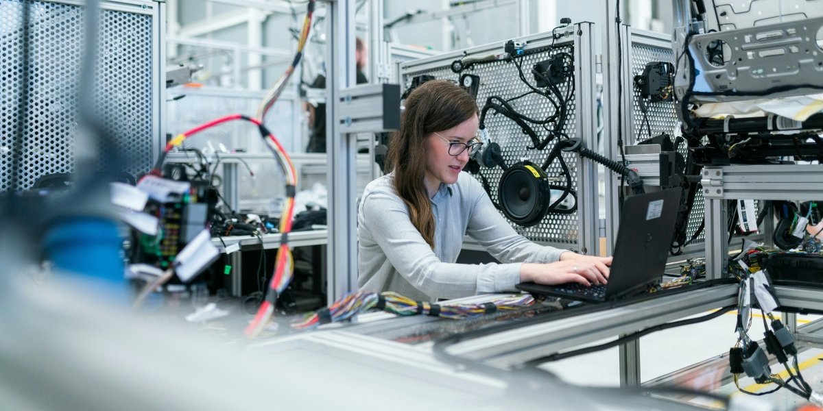 How Precision Measuring Tools Make a Difference in Manufacturing