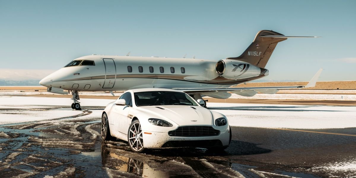 Why Choosing a Limo Service in Miami Elevates Your Travel Experience