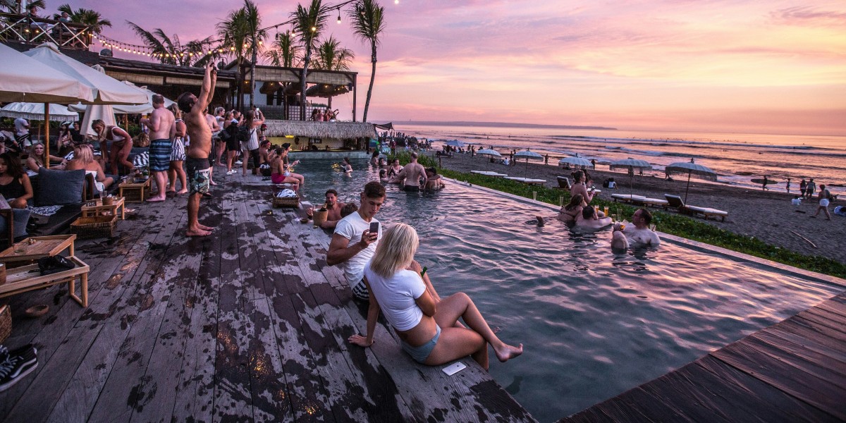 South Beach Wine & Food Festival Celebrates 25 Years of Flavor and Community