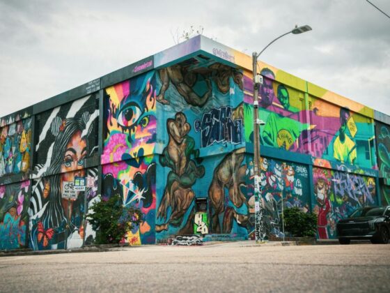 Gustavo Oviedo Brings the Ocean to Wynwood With Two New Works at Arlo's Earth Day Event