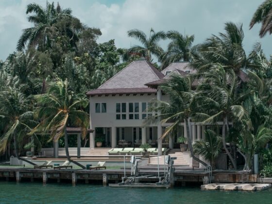 Why Miami Homeowners Insurance Costs Keep Climbing
