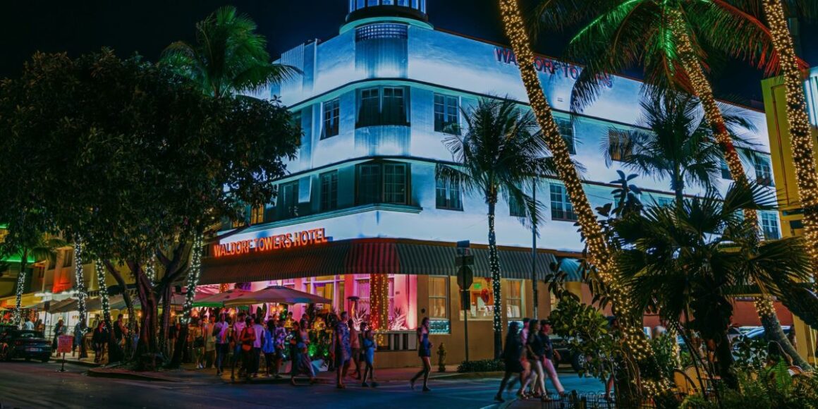 Waldorf Astoria Miami Beach Takes Over 2201 Collins Avenue After W South Beach Shuts Down August 20