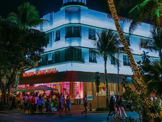 Waldorf Astoria Miami Beach Takes Over 2201 Collins Avenue After W South Beach Shuts Down August 20