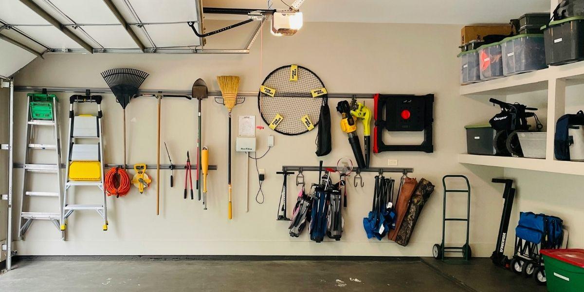 Choosing the Right Garage Organization Solution for Your Palm Beach County Home