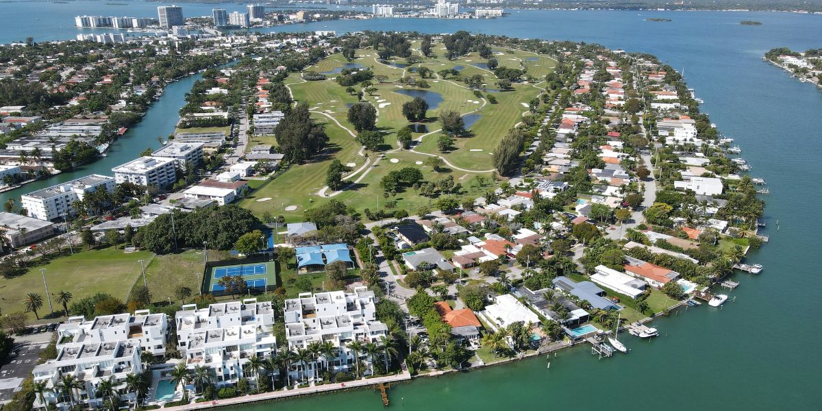 Report Estimates South Florida Loses Five to Ten Middle-Class Workers for Every Wealthy Arrival