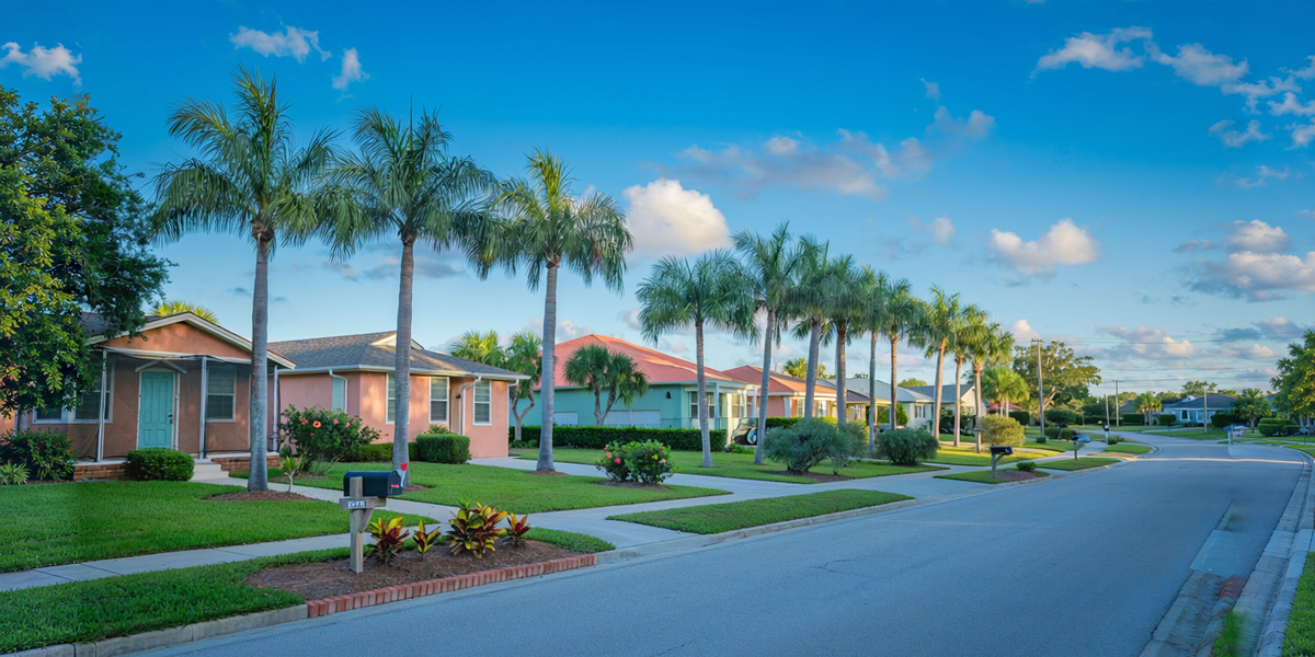 How Full-Market Expertise Helps Relocation Buyers Find the Right Neighborhoods in Tampa Bay